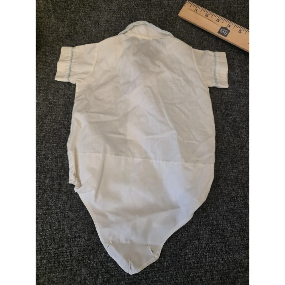 Vtg Fawn Togs Romper‎ Boys 3-6 Months White Blue Trim Short Sleeve Bodysuit